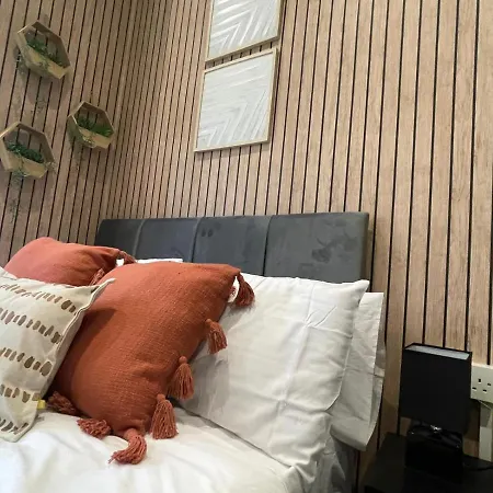 Deluxe Studio Apt In Central Manchester-3